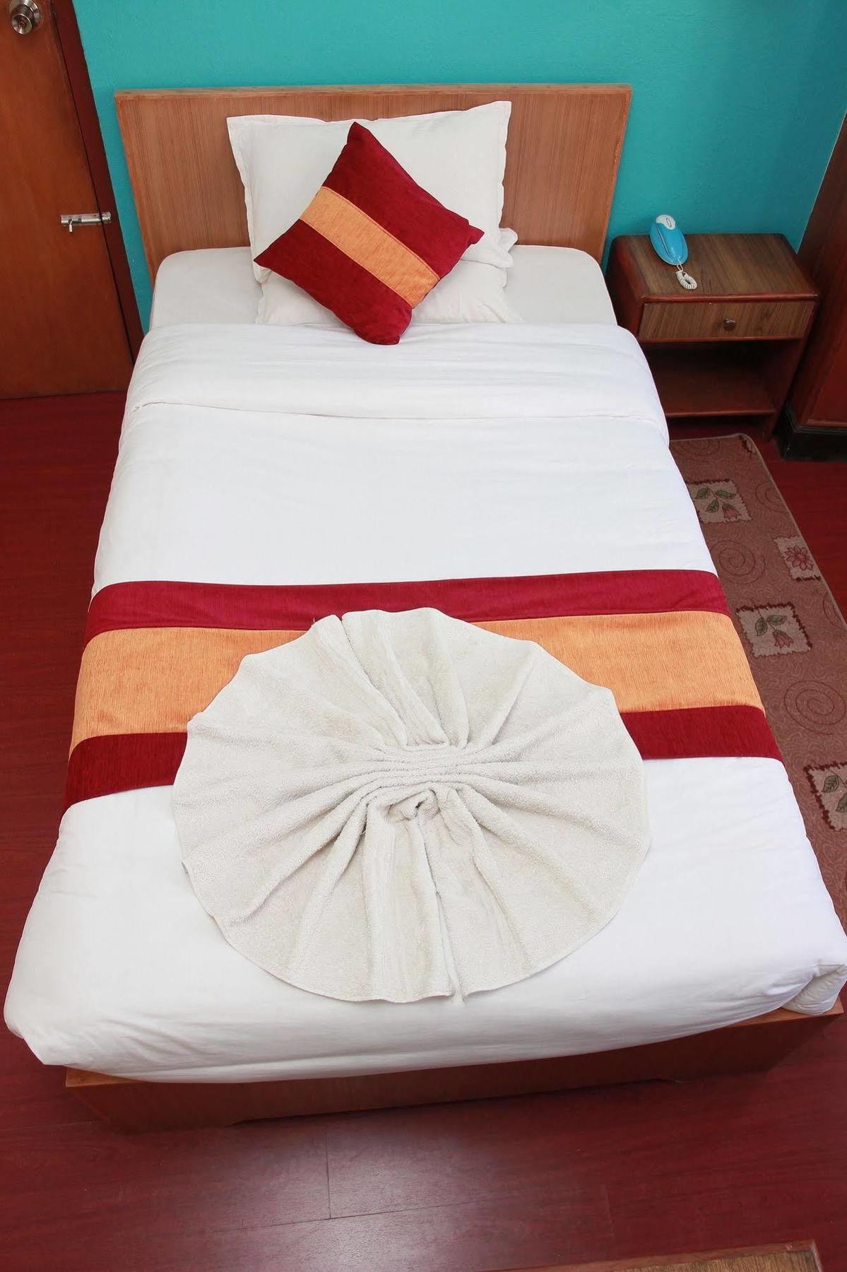 Shree Tibet Family Guest House Катманду Екстериор снимка