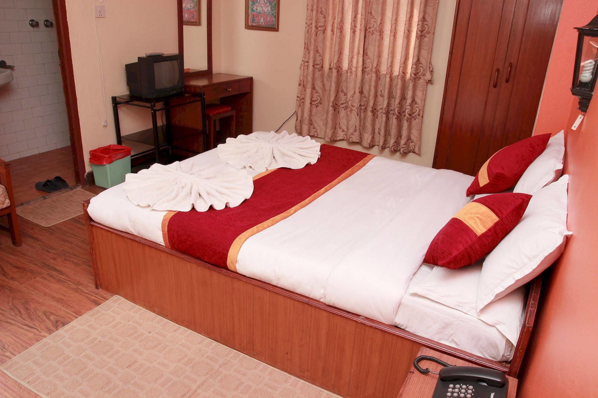 Shree Tibet Family Guest House Катманду Екстериор снимка