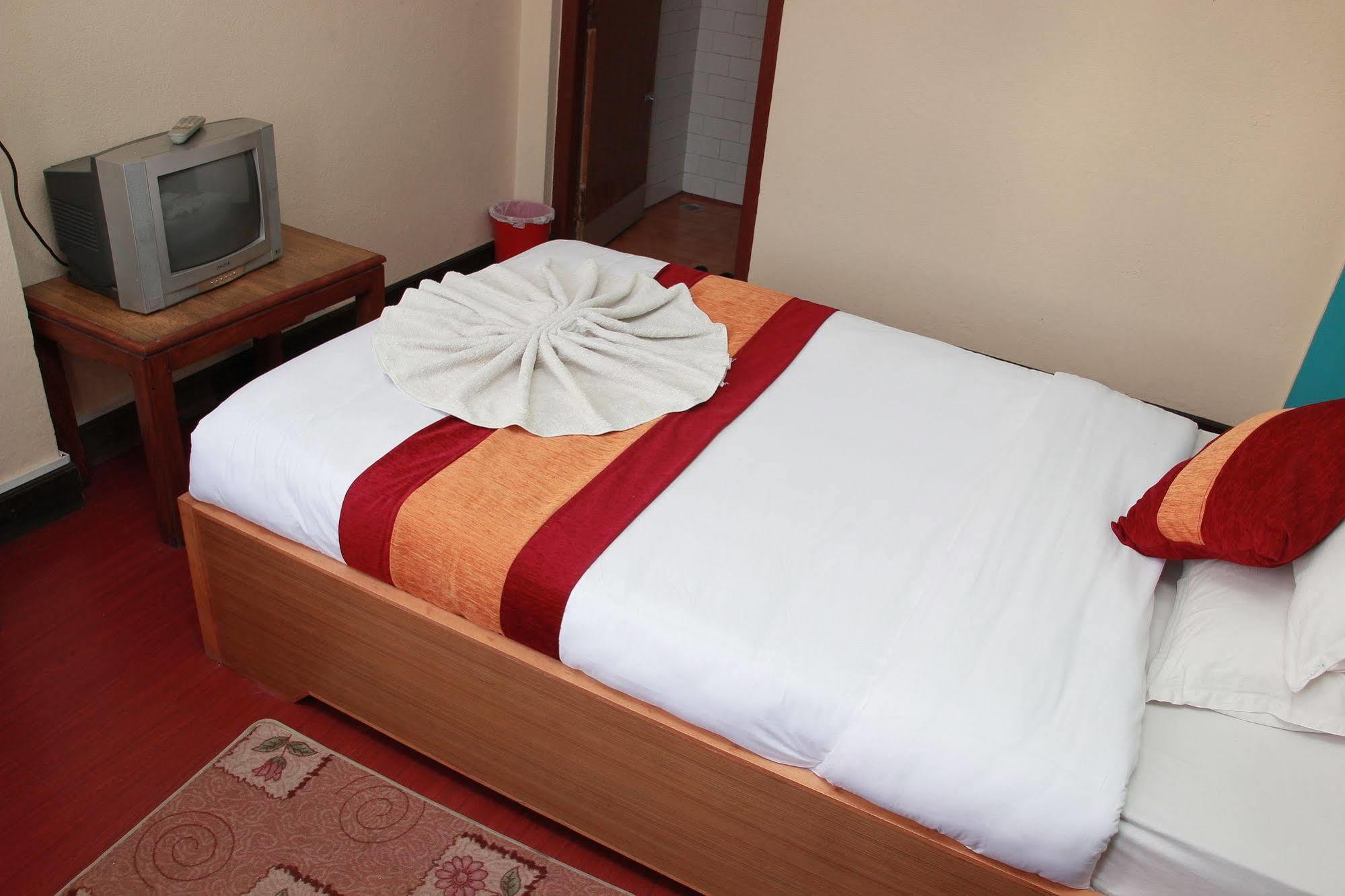 Shree Tibet Family Guest House Катманду Екстериор снимка