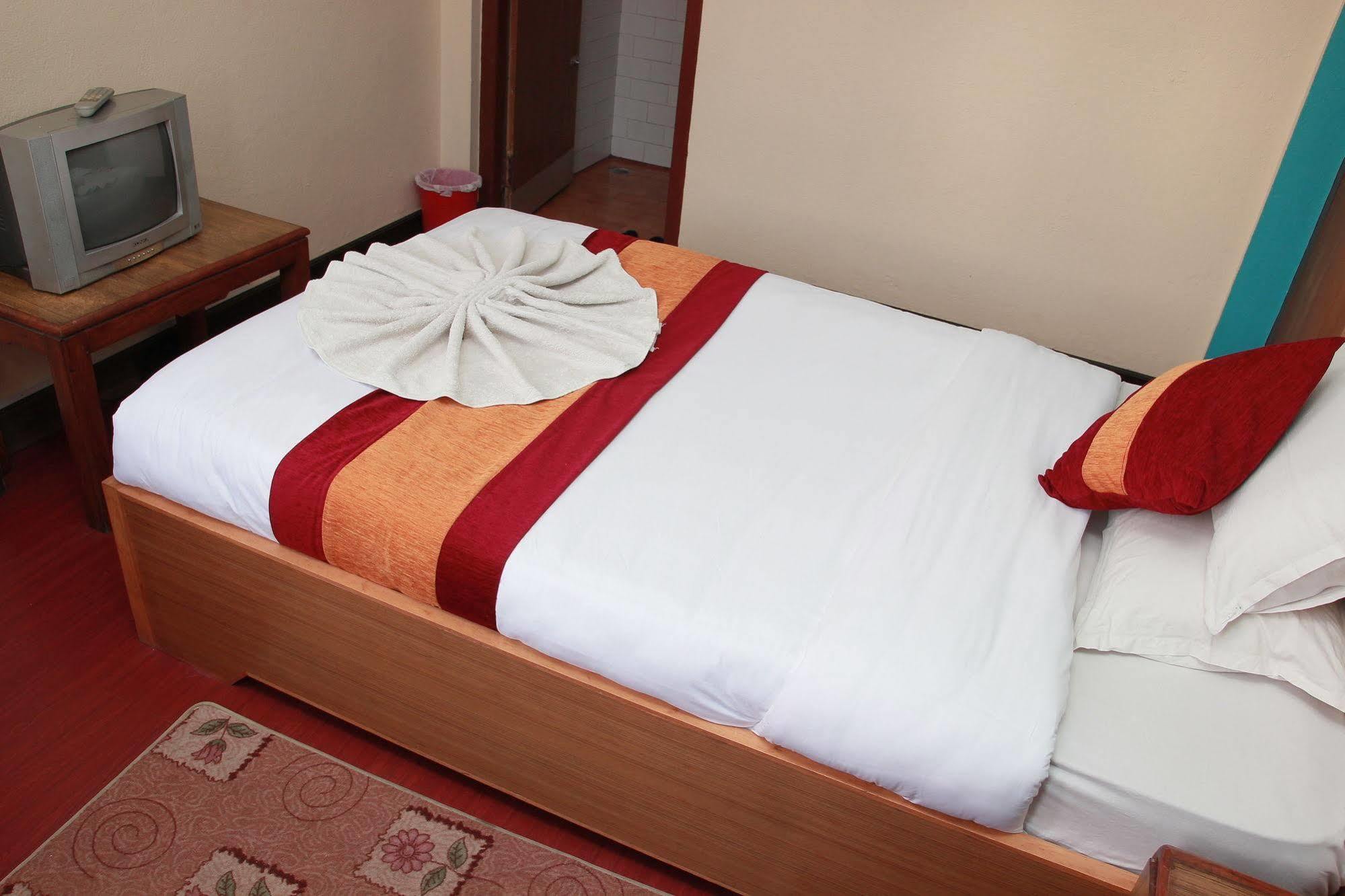 Shree Tibet Family Guest House Катманду Екстериор снимка