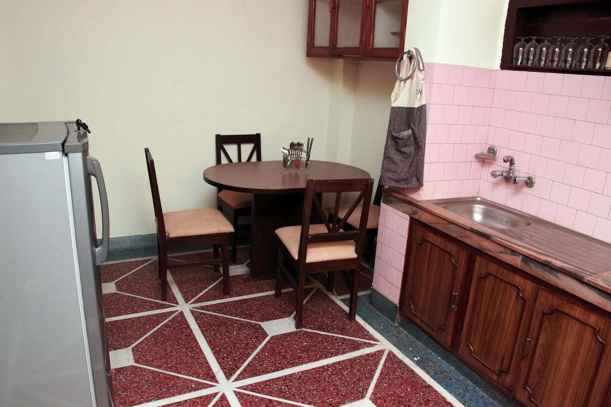 Shree Tibet Family Guest House Катманду Екстериор снимка